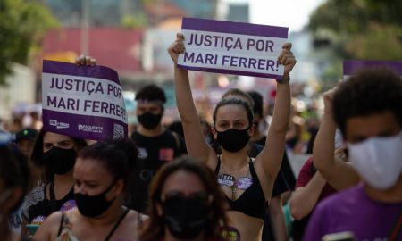 Brasil: como funciona o movimento que propaga o ódio às feministas?